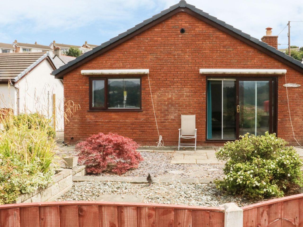 3 Trem Afon Villa Llansanffraid Glan Conwy Exterior photo